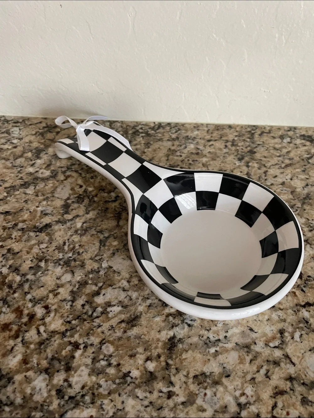 Black & White Checker Spoon Rest - Stylish Ceramic Kitchen Accessory